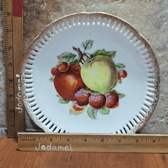 Vintage Decorative Plate Fruit Design Pierced Gilded Gold Edge - Picture 9 of 11